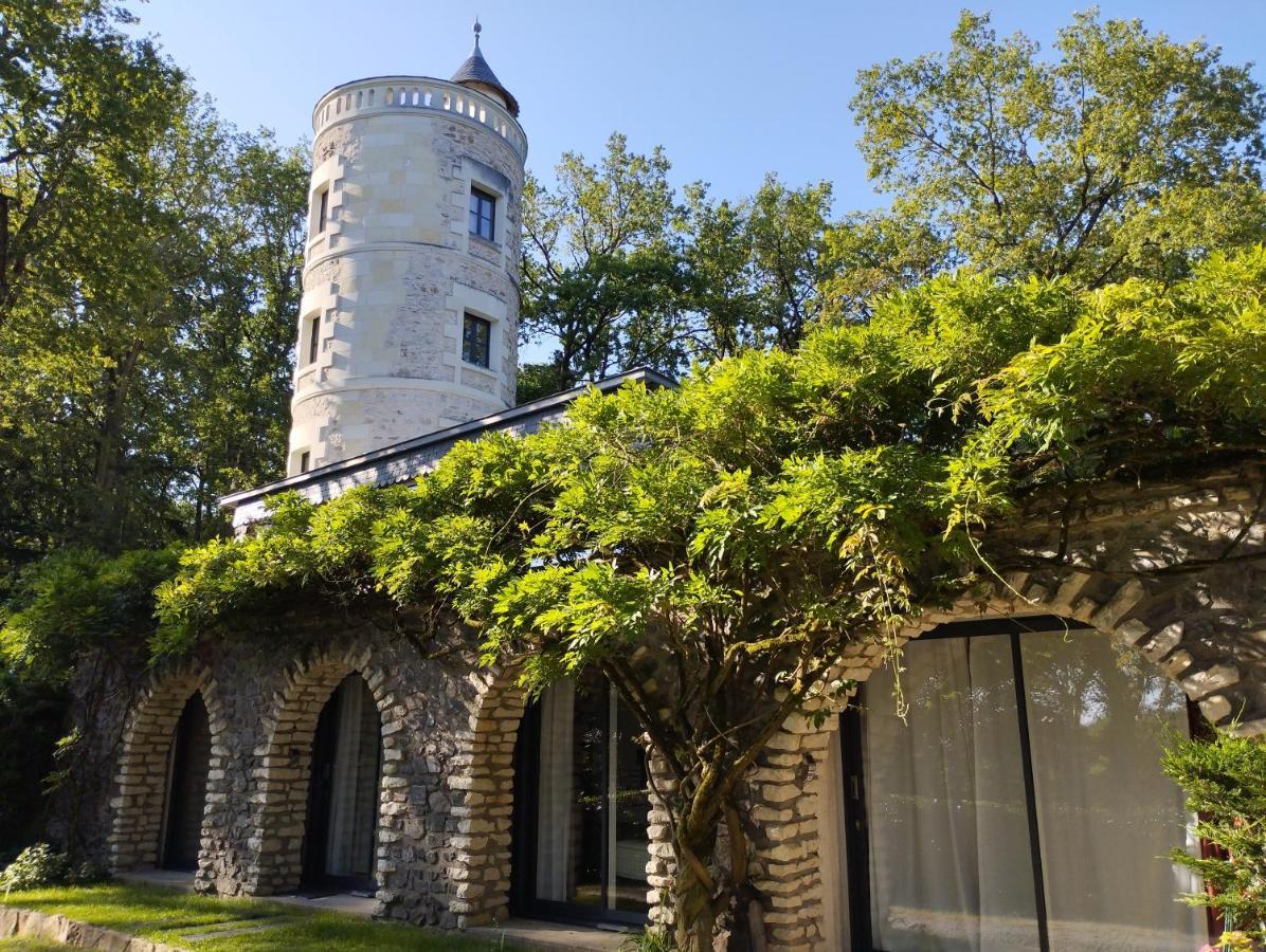 Chambres D'Hotes La Tour De Bellevue Saumur Kültér fotó
